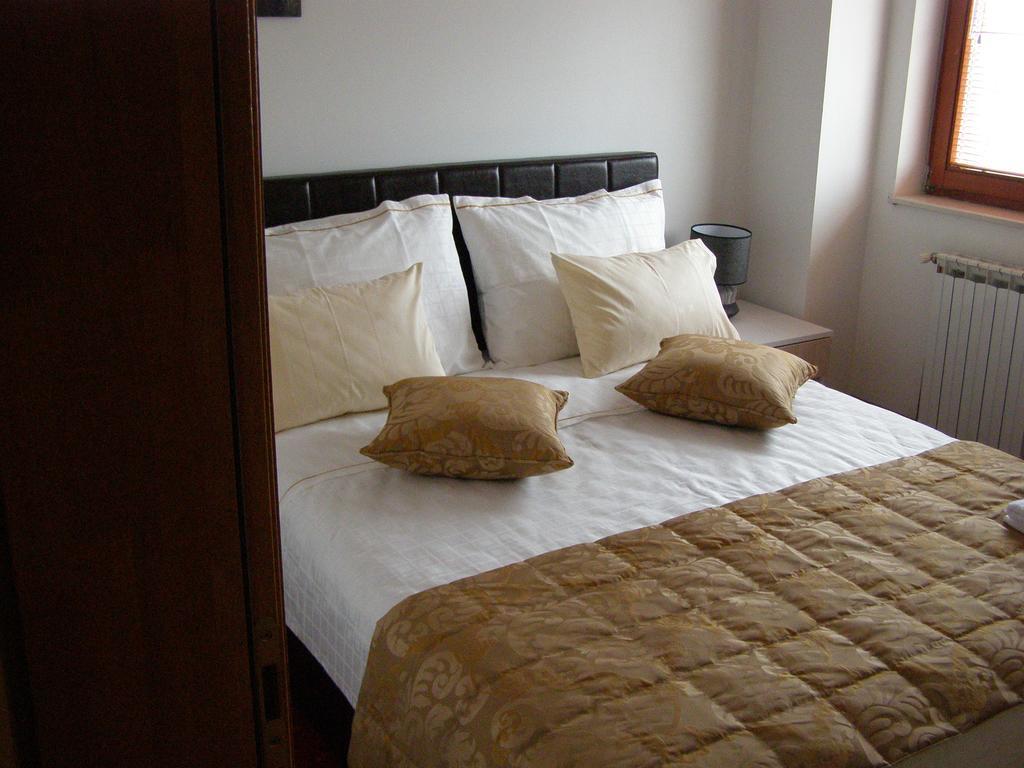 Hotel Arizona Sarajevo Lukavica Luaran gambar