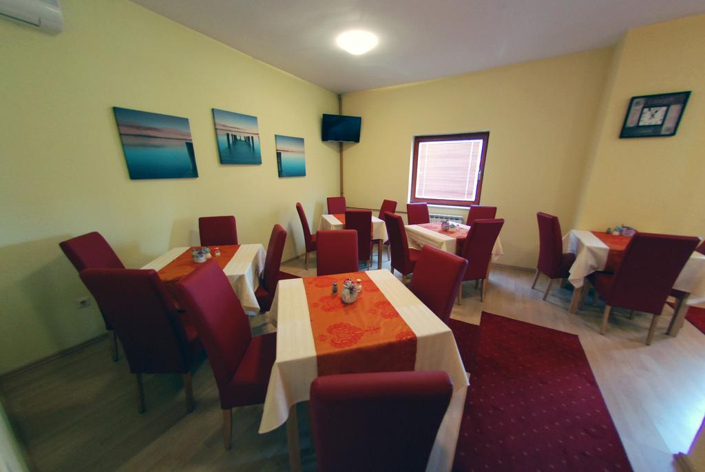 Hotel Arizona Sarajevo Lukavica Luaran gambar