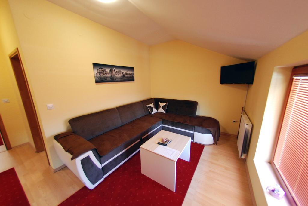 Hotel Arizona Sarajevo Lukavica Luaran gambar