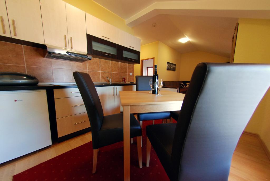 Hotel Arizona Sarajevo Lukavica Luaran gambar