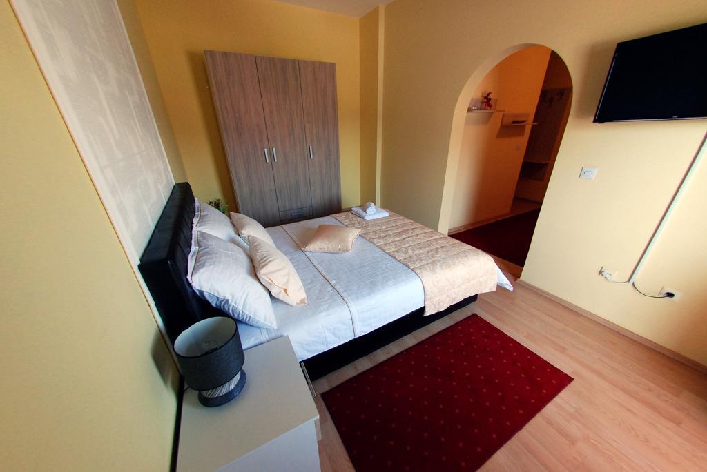 Hotel Arizona Sarajevo Lukavica Luaran gambar