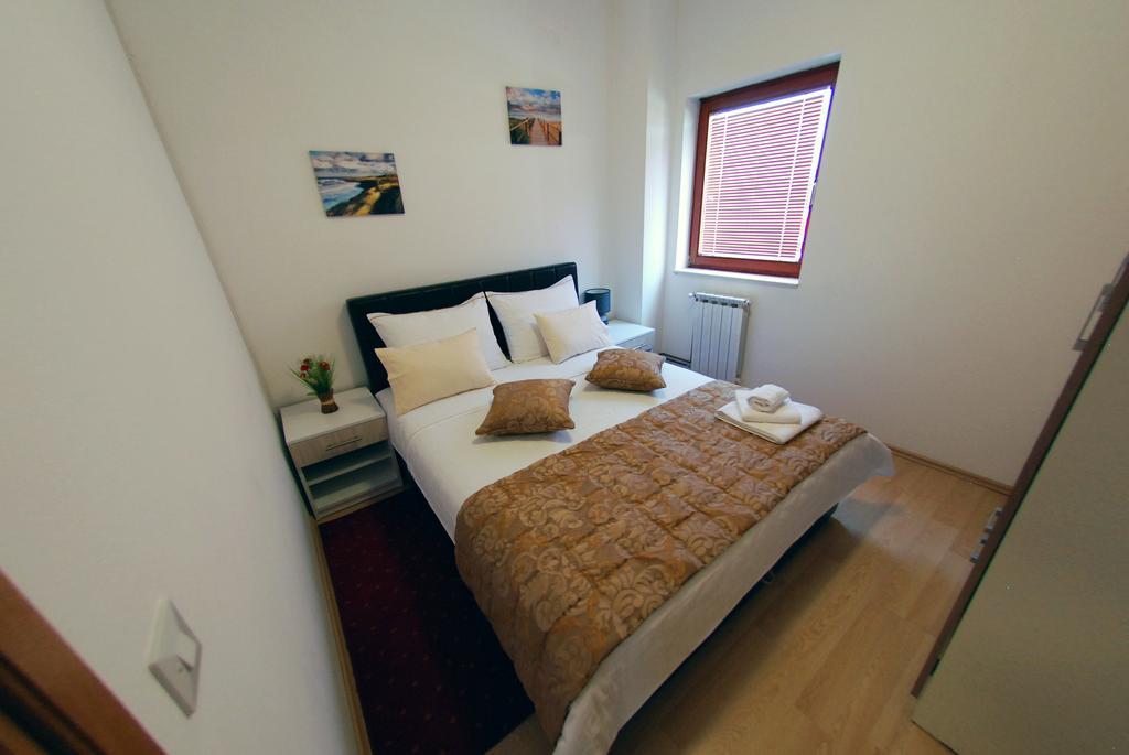 Hotel Arizona Sarajevo Lukavica Luaran gambar