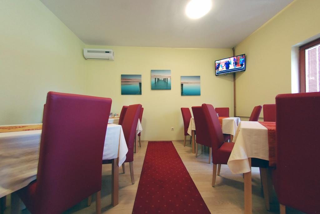 Hotel Arizona Sarajevo Lukavica Luaran gambar