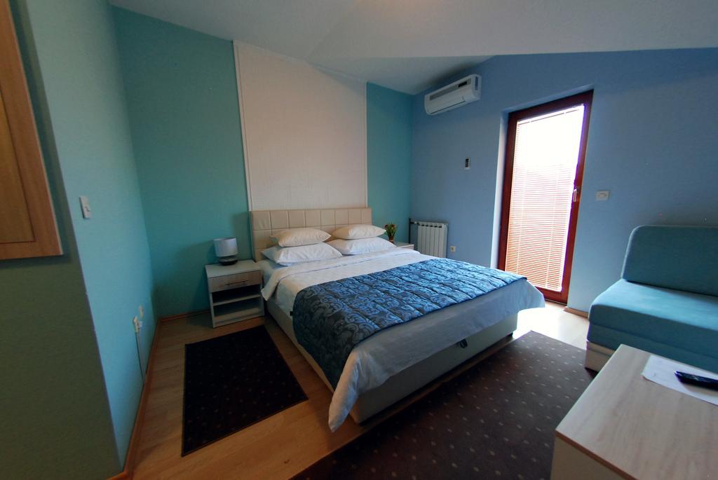 Hotel Arizona Sarajevo Lukavica Luaran gambar